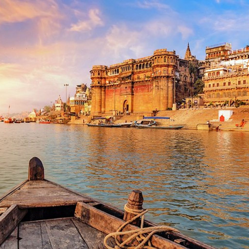 india-varanasi-best-places-to-visit-ganges-river